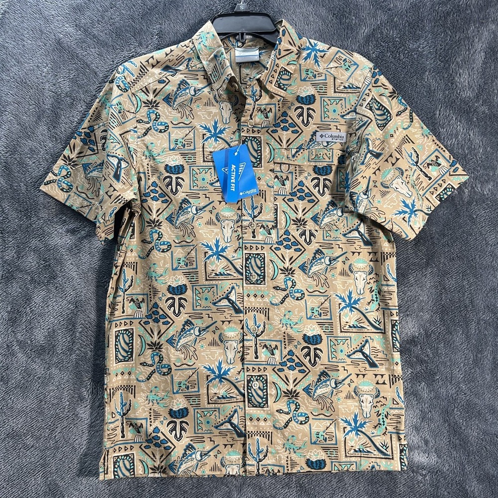 Columbia Mens Size S Beige Printed Wildcast Button Up Camp Shirt